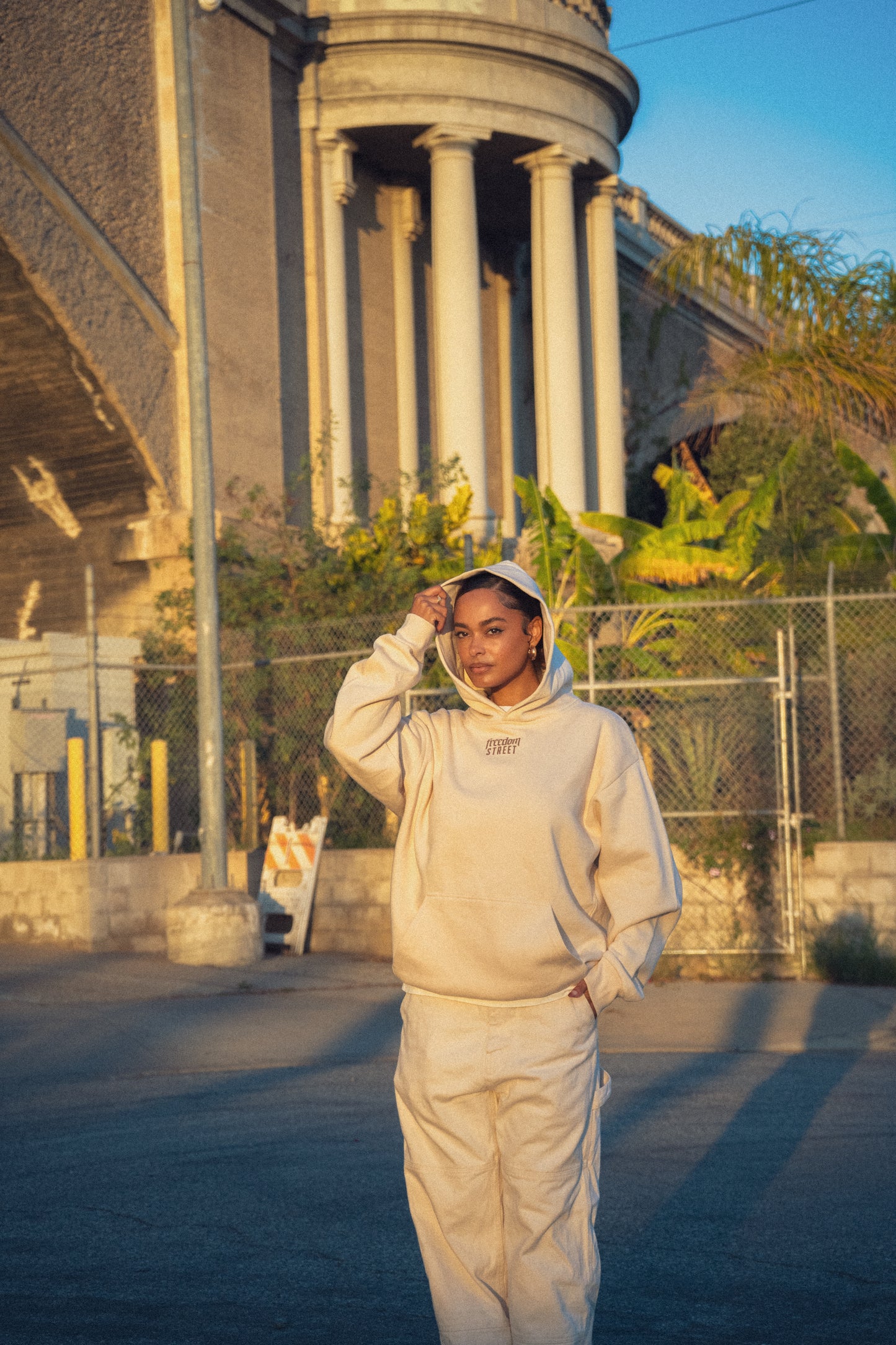Liberté Hoodie in Cream